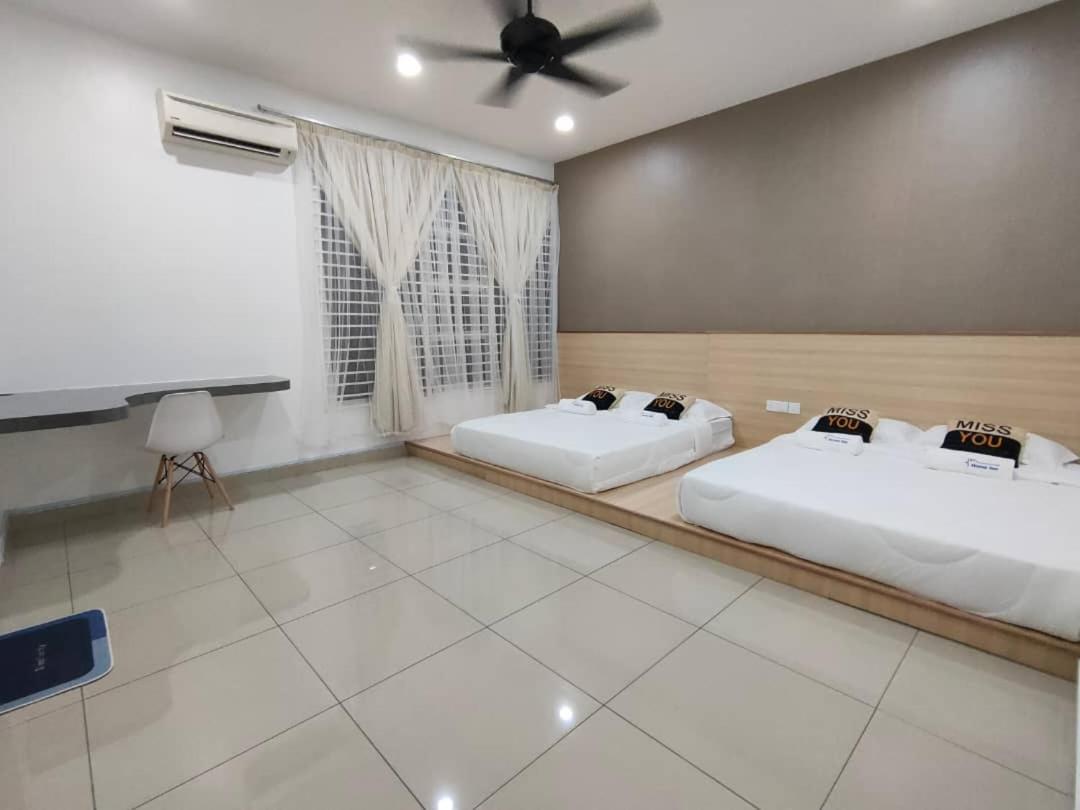 Setia Home Sitiawan Ktv 12+4 Pax Exterior foto